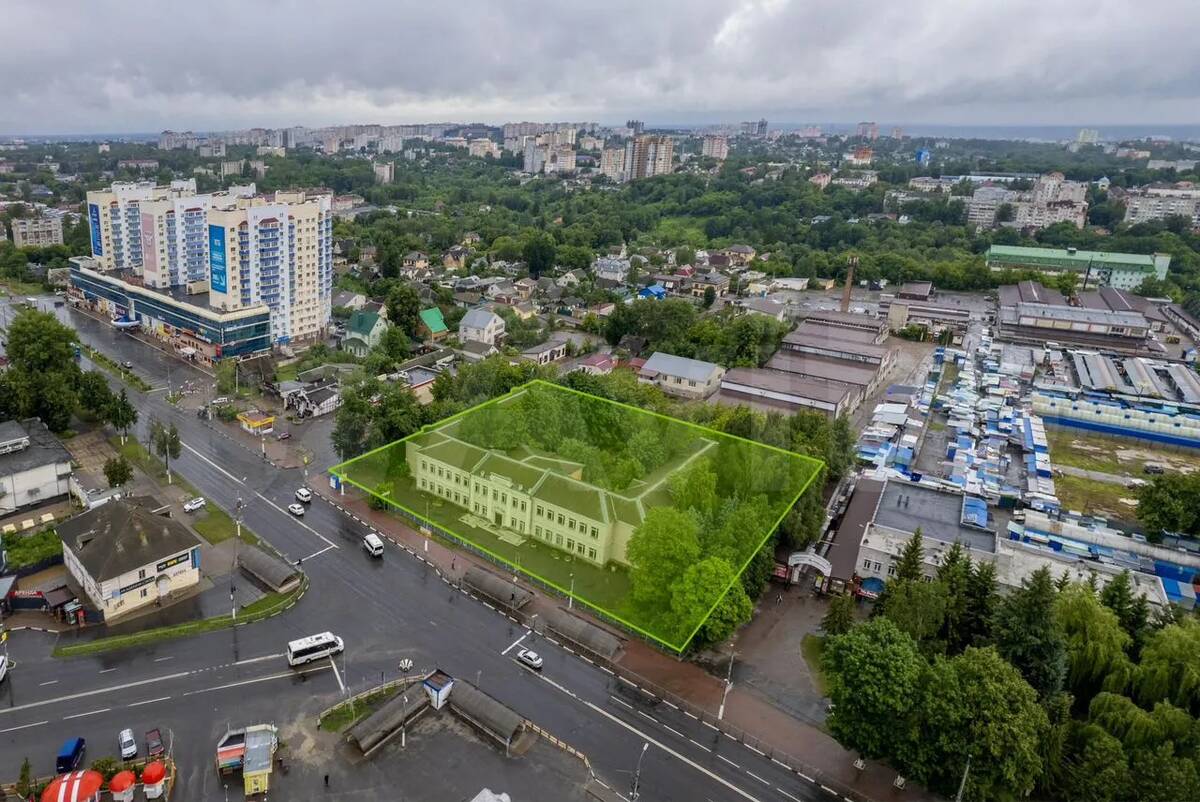 На продажу выставили бывший корпус юрфака БГУ на Красноармейской