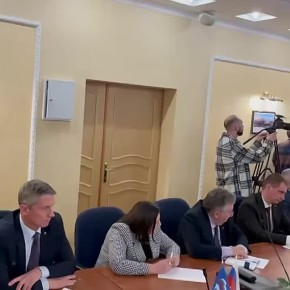 В Брянском региональном отделении партии «ЕДИНАЯ РОССИЯ» в эти минуты проходит Форум муниципального депутата