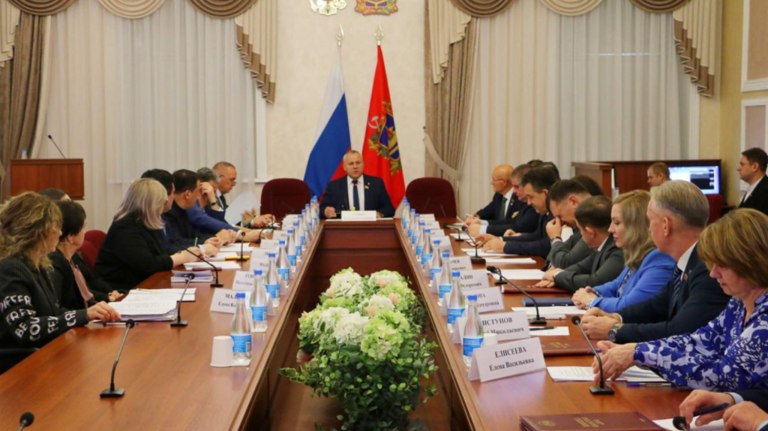 В Брянске утвердили повестку новой сессии областной Думы