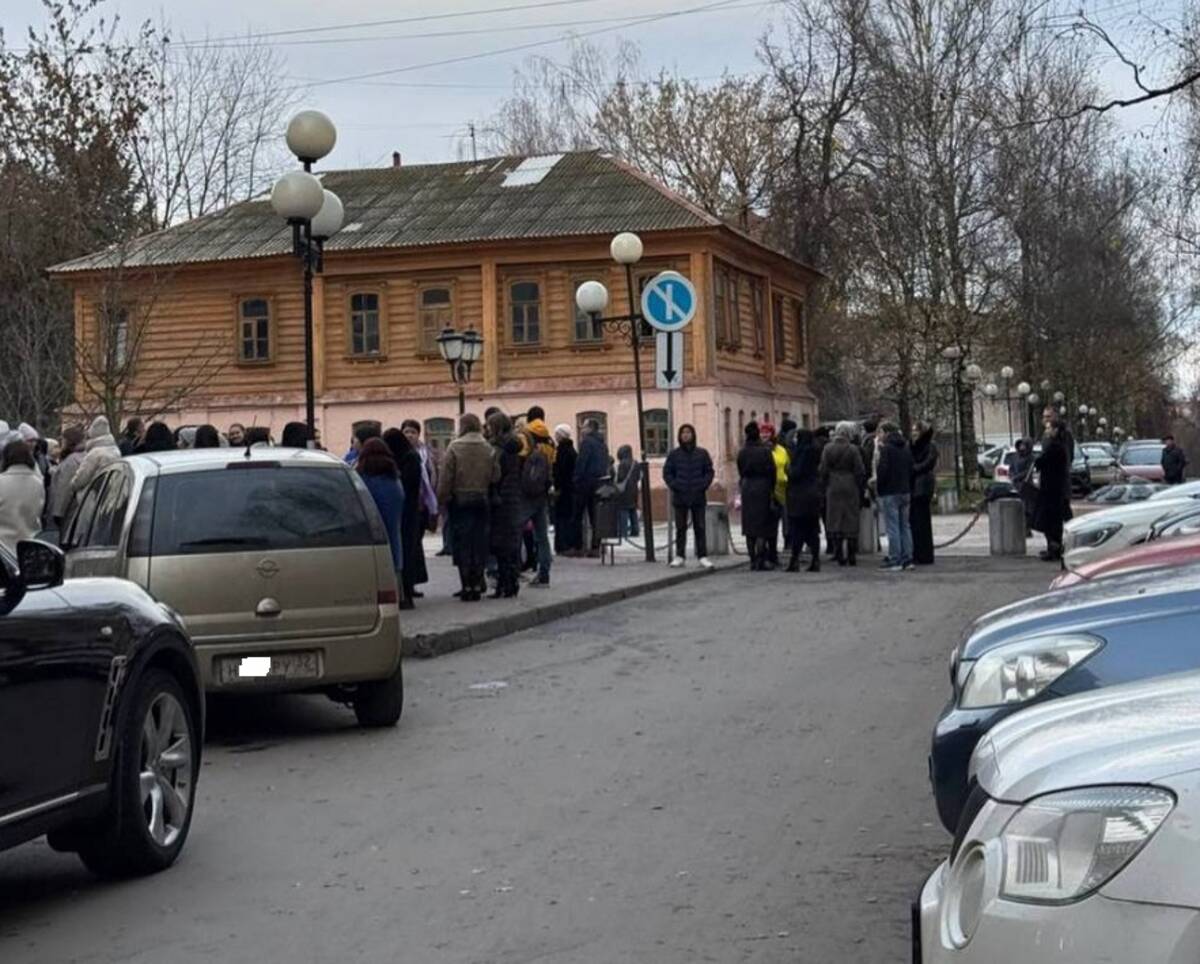В Брянске 19 ноября сообщили об эвакуации из торгового центра «Галерея»
