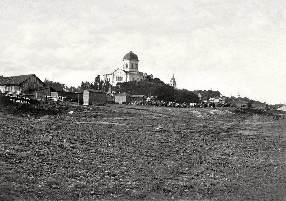В сети показали, как выглядел базар в Брянске 110 лет назад