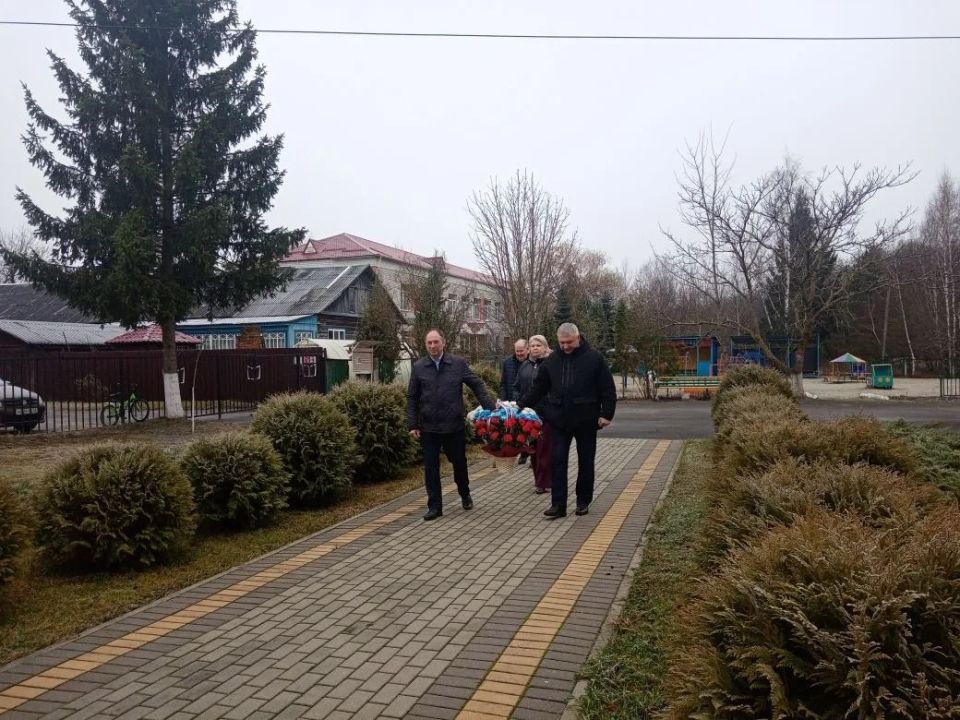 Память о герое: в Пальцовской школе прошло мероприятие «Живи и помни»