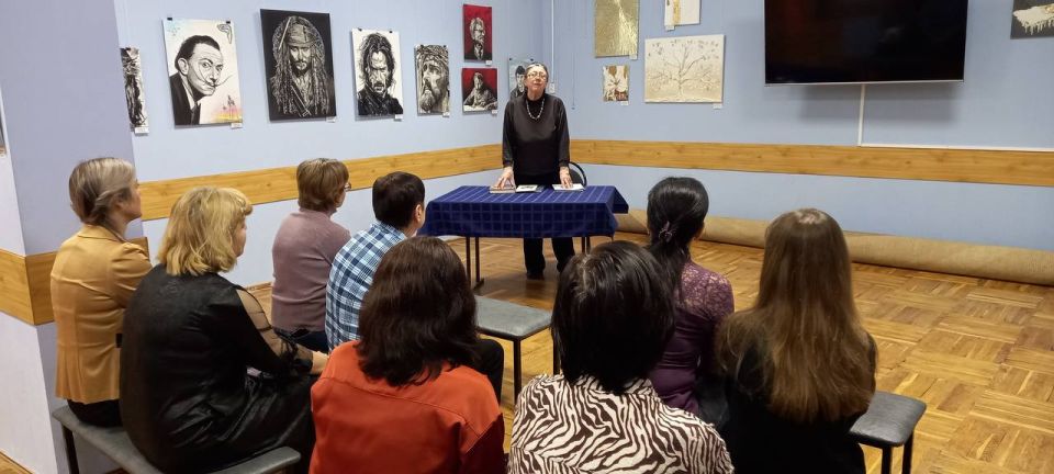 В Музее дятьковского хрусталя 19 ноября состоялось мероприятие, посвященное Дню работника стекольной промышленности России