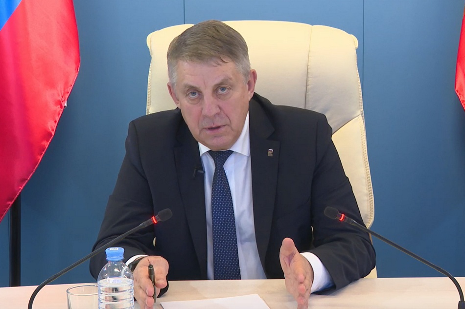 Прямая линия. К губернатору обратилась оставшаяся без дома жительница брянского приграничья