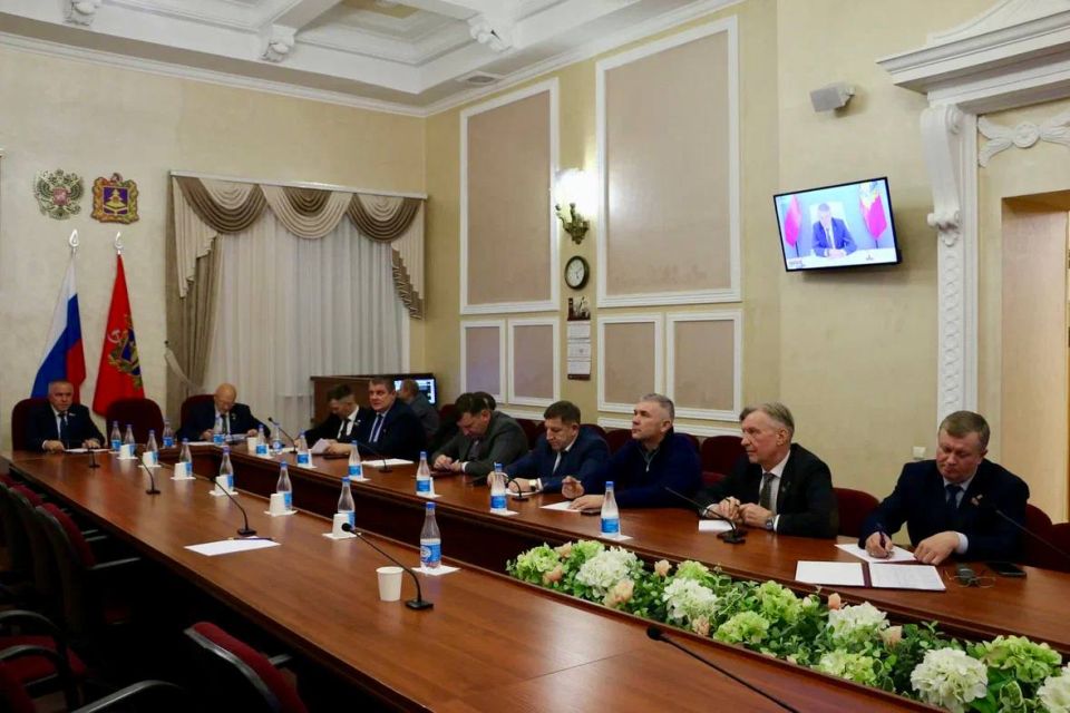 Ни одно обращение не останется без ответа! Губернатор Брянской области Александр Богомаз в ходе прямой линии ответил на вопросы жителей региона