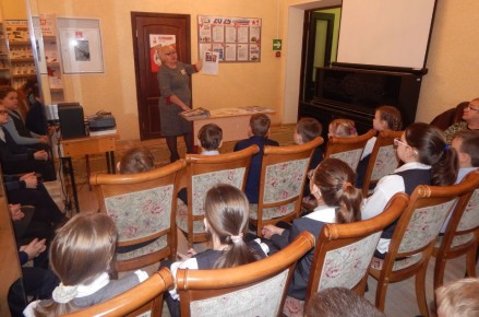 Сегодня важно знать, что рядом с тобой живут люди, которые в любую минуту придут на помощь, «маячки», чьим подвигом можно по-настоящему восхищаться