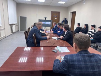 Александр Исаев: Сегодня в Климовском районе внимательно следят за ежегодной прямой линией с губернатором Брянской области Александром Богомазом