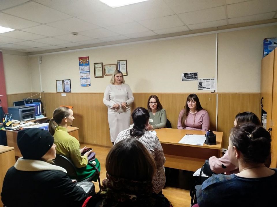 17 ноября 2025 года в центре занятости населения города Сельцо состоялась ярмарка вакансий для безработных и ищущих работу граждан