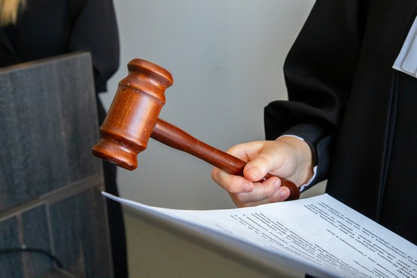 Жительница Унечи получила условку за фиктивный брак с иностранцем