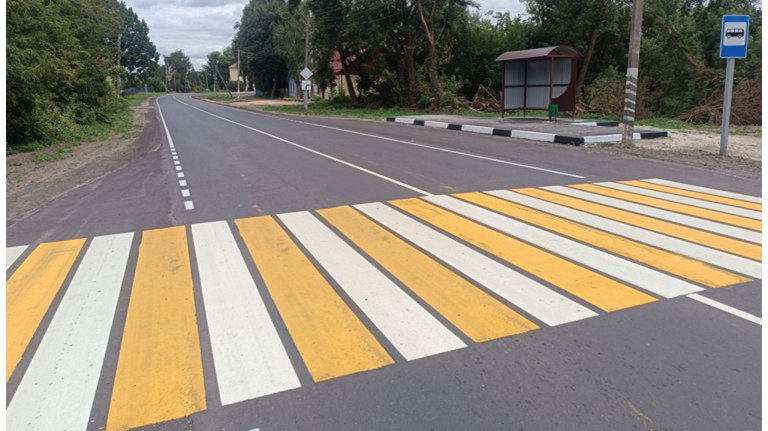 В Брянской области обновили дороги к небольшим населенным пунктам