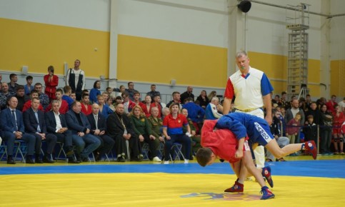 В Брянской области состоялся турнир по самбо, посвященный сотрудникам силовых структур, погибшим при выполнении боевых заданий