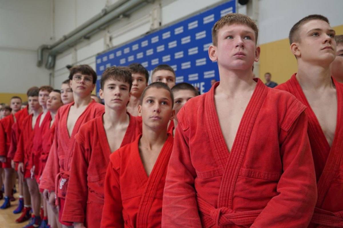 Турнир во имя героев: в Брянске собрались лучшие юные самбисты