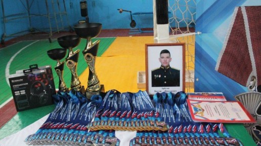 В Карачеве память героя СВО Виктора Арбузова почтили турниром по гиревому спорту
