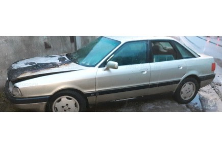 В Унече при загадочных обстоятельствах вспыхнул автомобиль