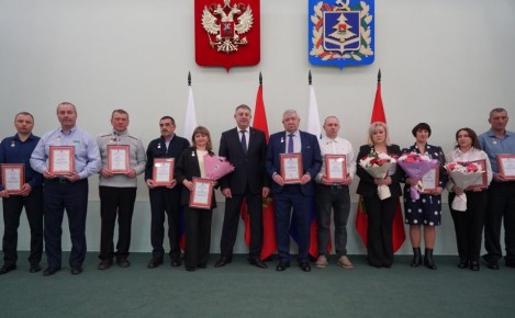 Александр Богомаз: Сегодня модернизируется железнодорожное хозяйство, повышается скорость и безопасность движения, производится реконструкция объектов инфраструктуры