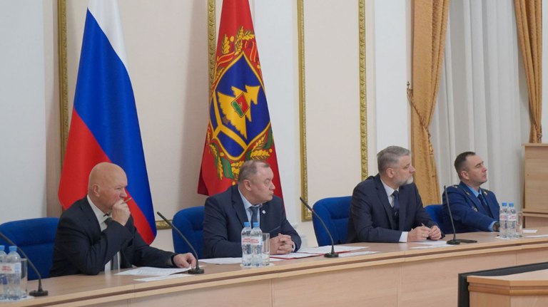 Брянские дорожные службы полностью готовы к зимнему сезону