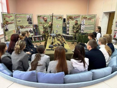 25                     : ZV  ...