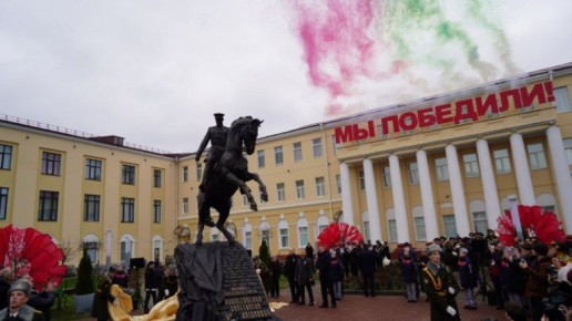 Богомаз открыл памятник Рокоссовскому в День освобождения Гомеля