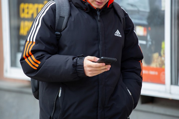 В Брянске телефон ребенка похитил молодой житель Клинцов