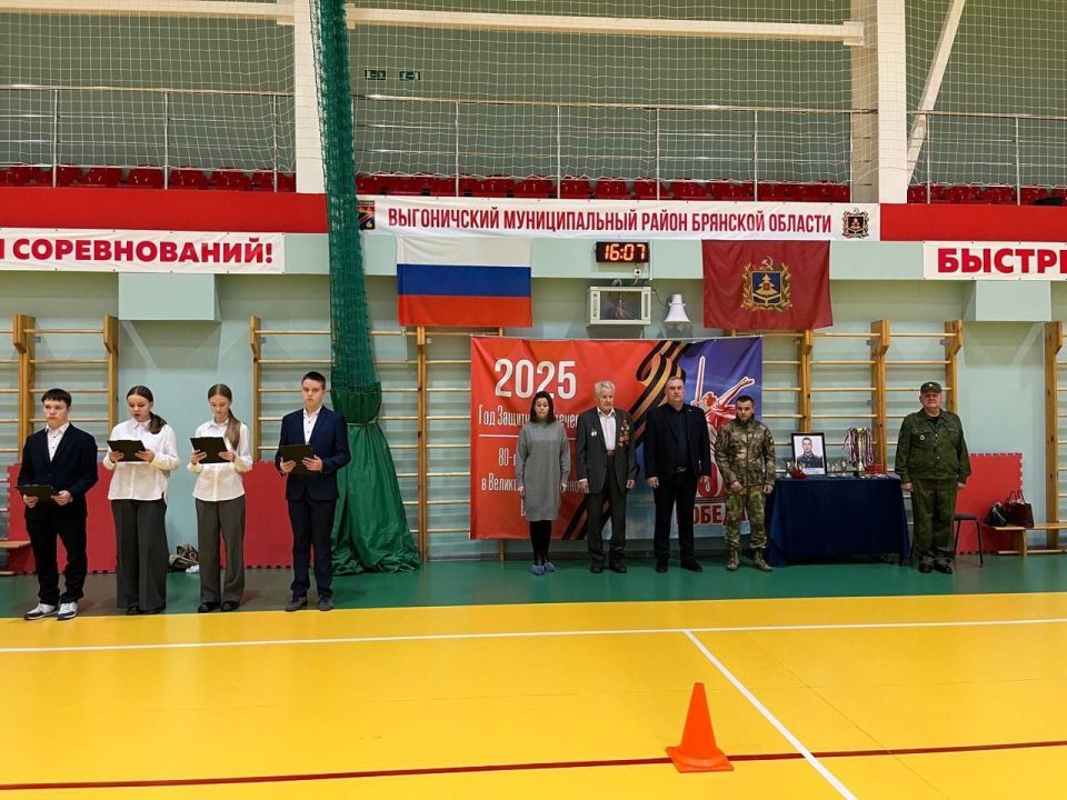 ������� ������ ������, �������� �� ���, ���������� � ����� ������ �������������