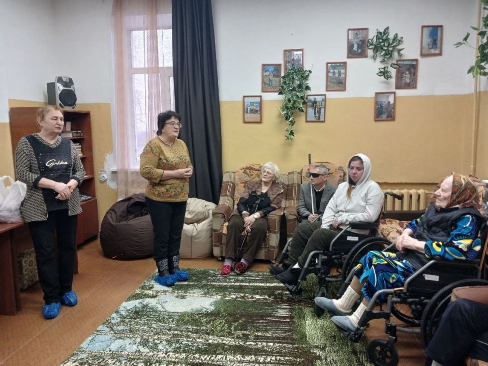 ��� � ��������� ������ ���������, � ������ � ��� - ������ ��������� ����� � �������� � ����� � ������� �������������