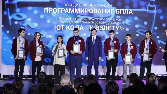 ������� ���������� � ������ ������� ���������� ����������� � ������� ������ �������� ������������� ��������� �� �������������