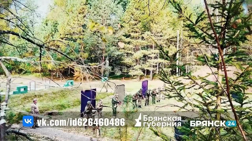 �������, 25 �������, 17:00