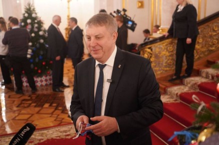 Александр Богомаз исполнит желания трех детей в рамках акции «Елка желаний»