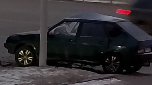 ВАЗ и иномарка не поделили дорогу на Авиационной в Брянске