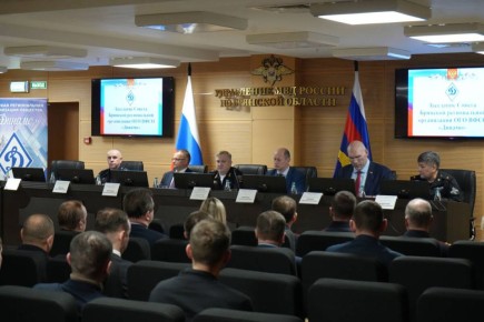 УМВД Брянска отметило лучших спортсменов общества «Динамо» по итогам 2025 года