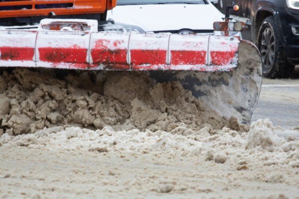 Куда жаловаться жителям Брянска на заваленные снегом улицы