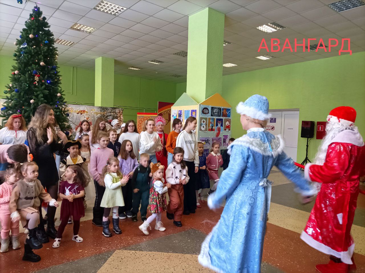 Сегодня, 3 января, в Межпоселенческом доме культуры прошёл новогодний общегородской утренник "Новогодняя история"