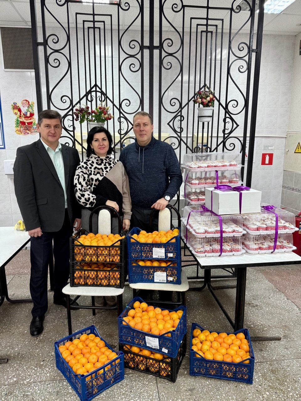 Чудеса случаются! Представители АО "Транснефть - Дружба" посетили Дарковичский дом-интернат для престарелых и инвалидов и подарили его подопечным настоящую новогоднюю сказку!