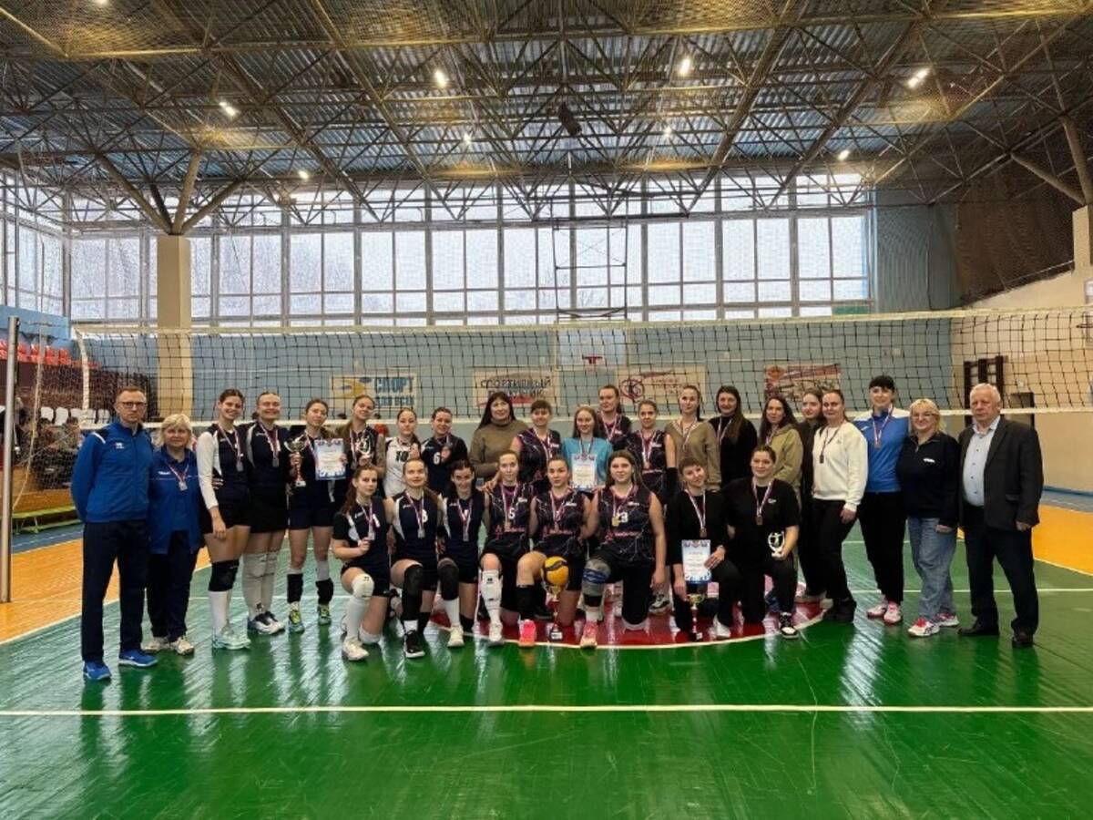 В Дятьково завершился рождественский волейбольный турнир