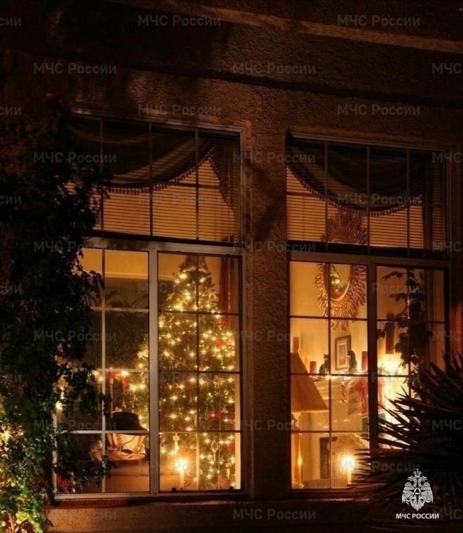 Главное управление МЧС России по Брянской области поздравляет с Рождеством Христовым!