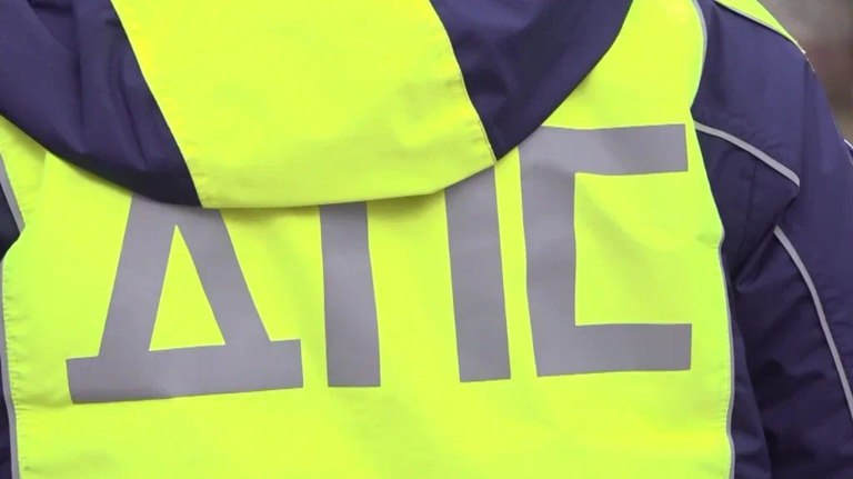 Два автомобиля столкнулись в Брянске в рождественский вечер