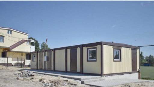 На стадионе «Авангард» п. Клетня возведены модульные раздевалки для футбольных команд, деньги на данные цели выделены из бюджета Брянской области, в сумме 6 млн руб