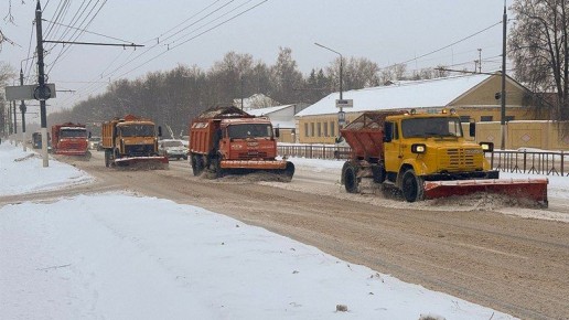 За сутки из Брянска вывезли 942 тонны снега