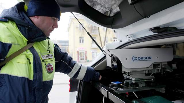 Ставят «Кордоны»: автоинспекторы проследят за лихачами по-новому