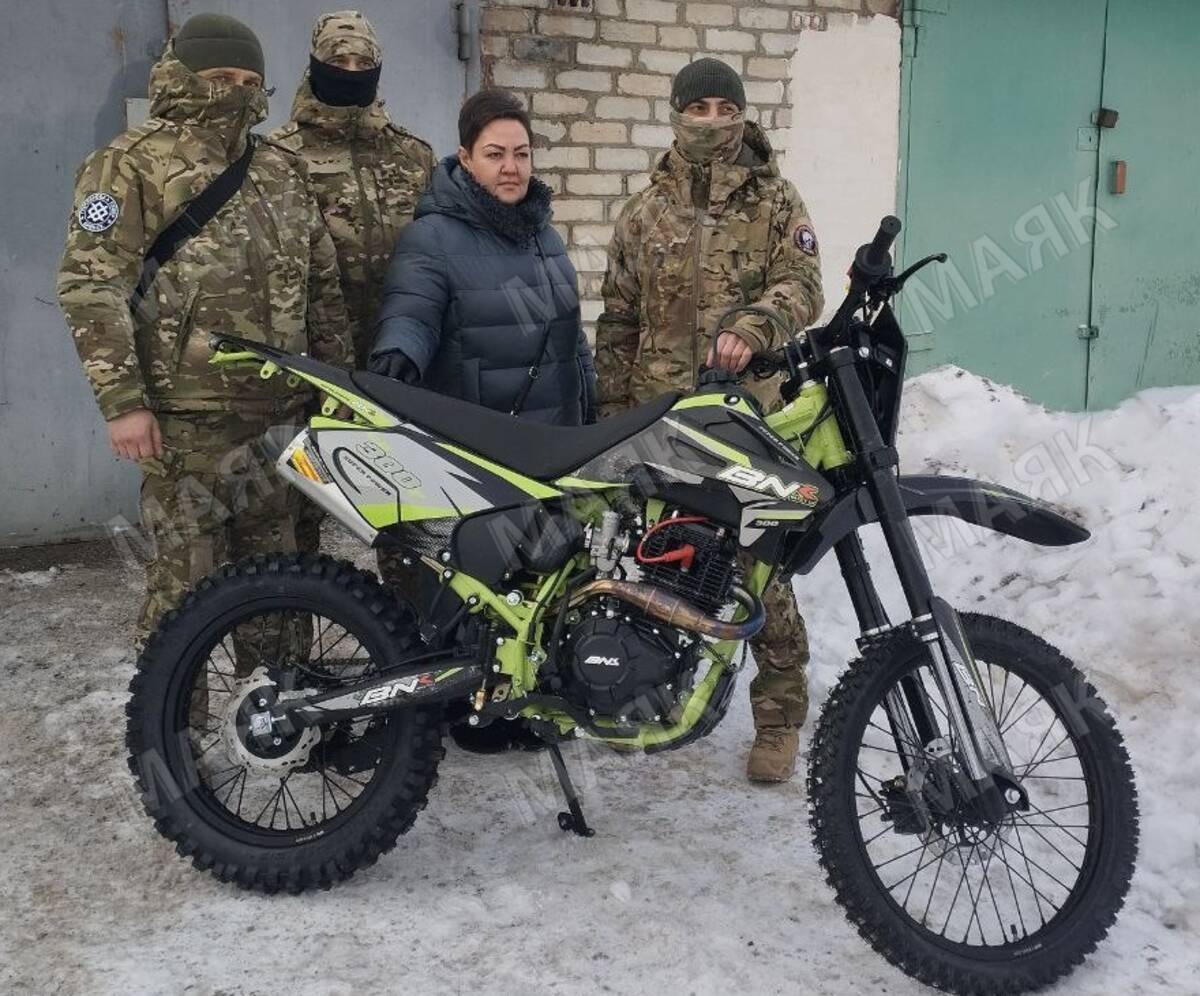 Мама погибшего 22-летнего бойца «БАРС-Брянск» отдала его мотоцикл однополчанам
