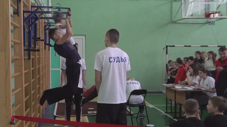 Брянские школьники прошли испытания на фестивале ГТО