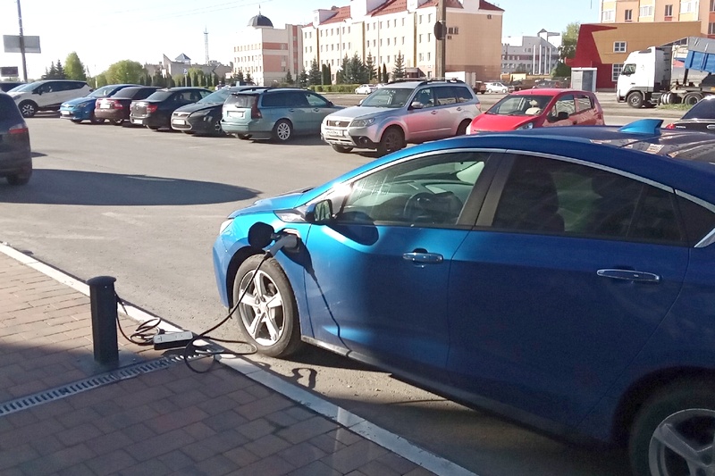 На брянских трассах вырастут зарядные станции для электромобилей