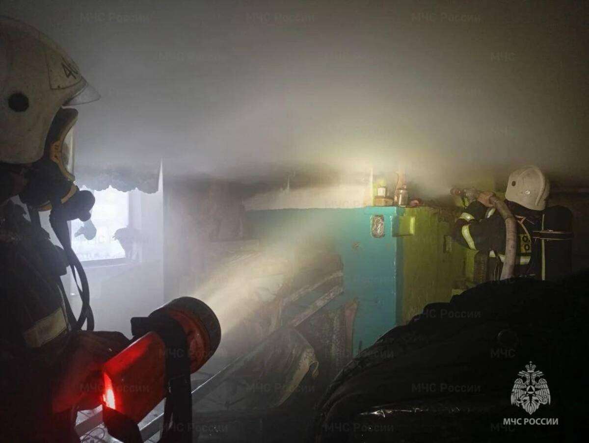 Пожар в Погарском районе: брянская семья осталась без крова