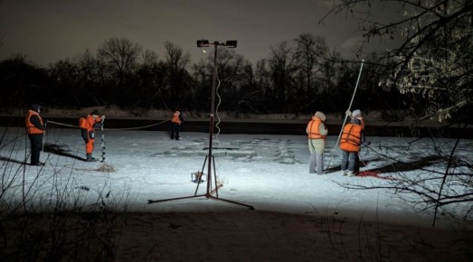 10 подводных камер задействовали в Брянске для поиска детей подо льдом