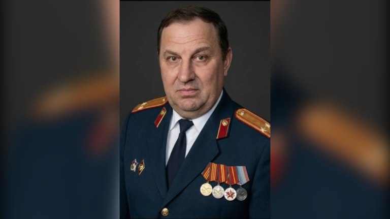 На Брянщине простились с легендарным милиционером Виктором Савченко