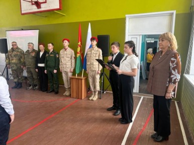 В МБОУ СОШ №3 стартовал месячник оборонно-массовой работы!