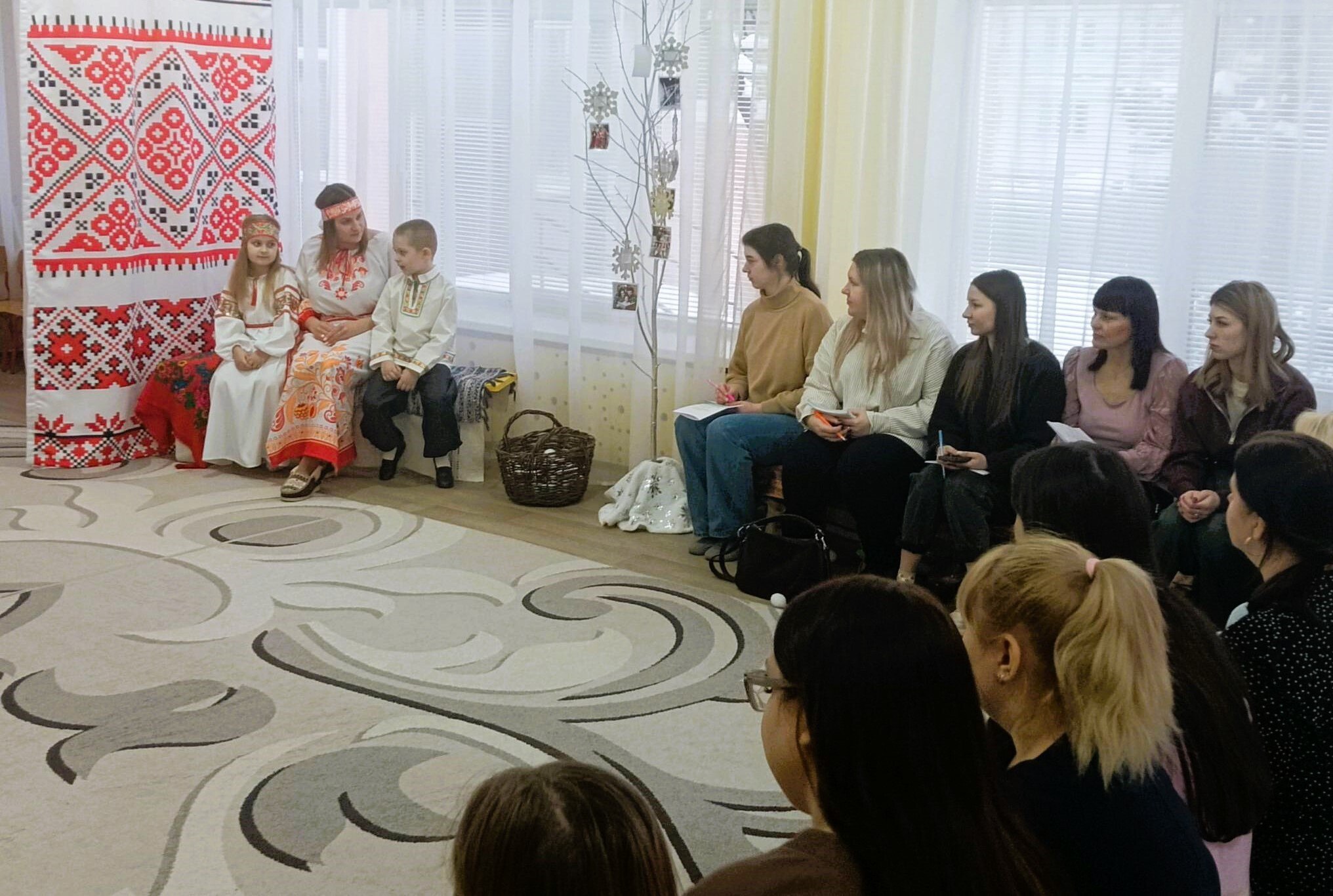 27 января 2026 года на базе МБДОУ-детский сад №27 «Чебурашка» состоялось городское методическое объединение начинающих воспитателей ДОО г. Клинцы «Методическая шкатулка»: Завалинка «Эффективные практики приобщения...