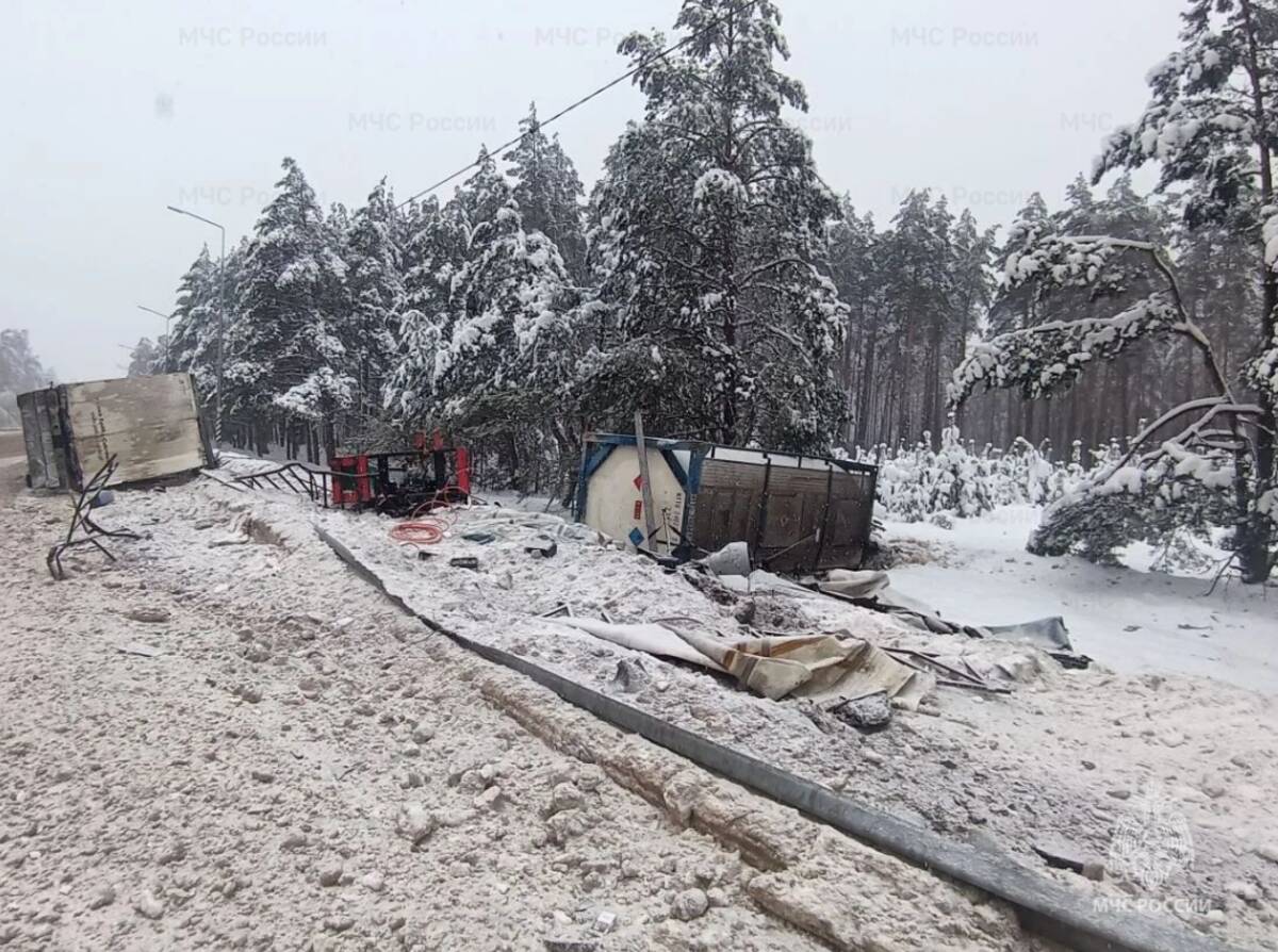 Два автомобиля столкнулись на трассе А-240 в Злынковском районе