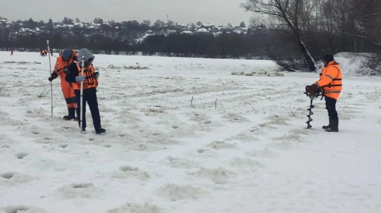 Девятый день поиска утонувших в Брянске детей не принес результата