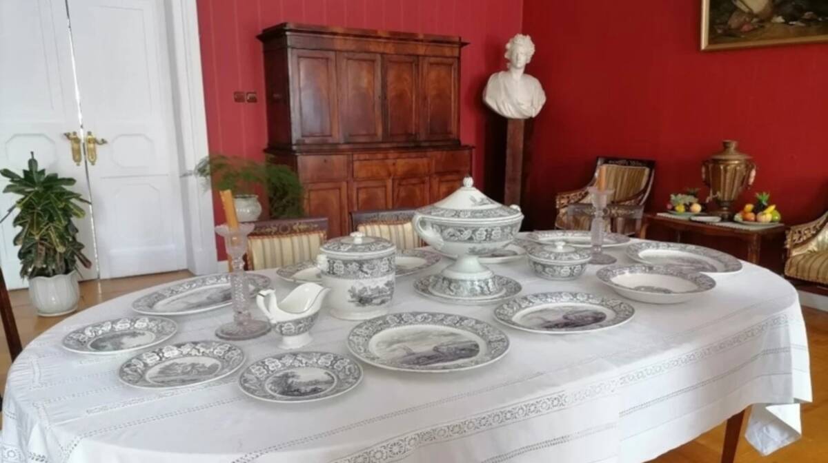 16исторических артефактов отреставрировали для музея-заповедника «Овстуг»